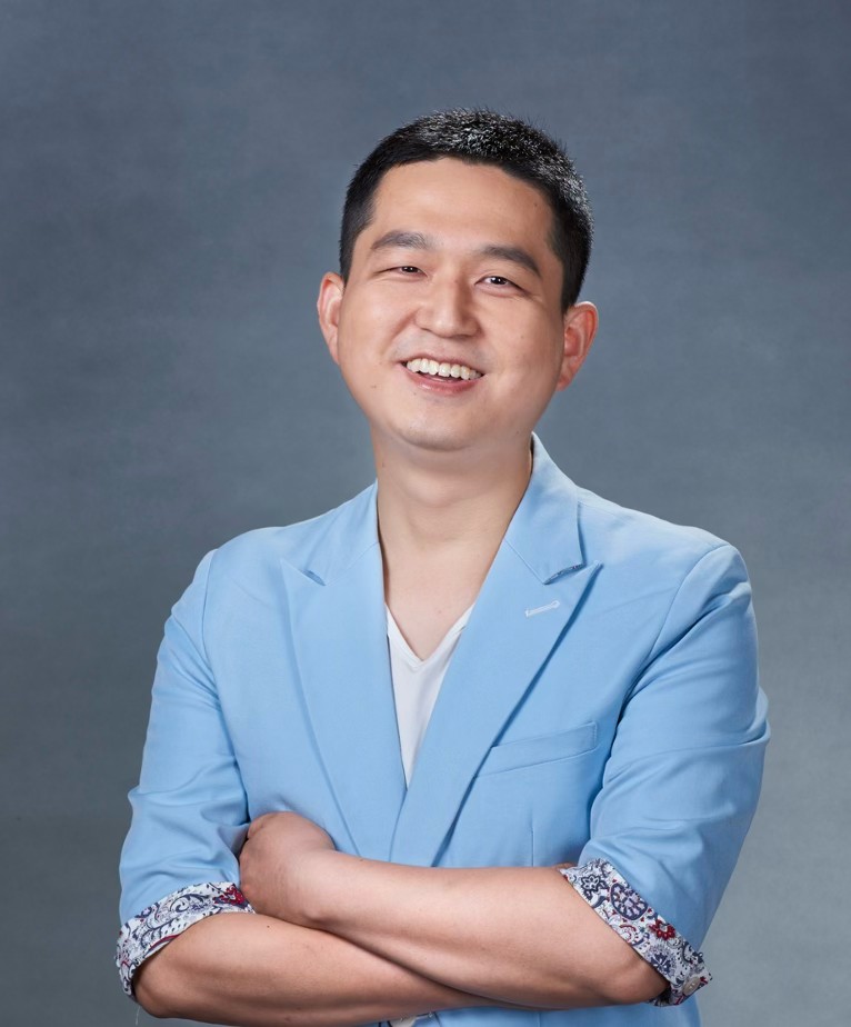 Portrait of Rui Zheng